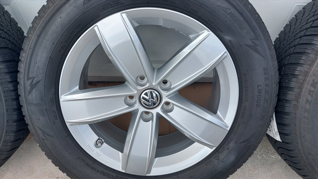 Gyári, VW Tiguan 17”/CORVARA/ alufelni, téli gumi,szenzor 3. kép