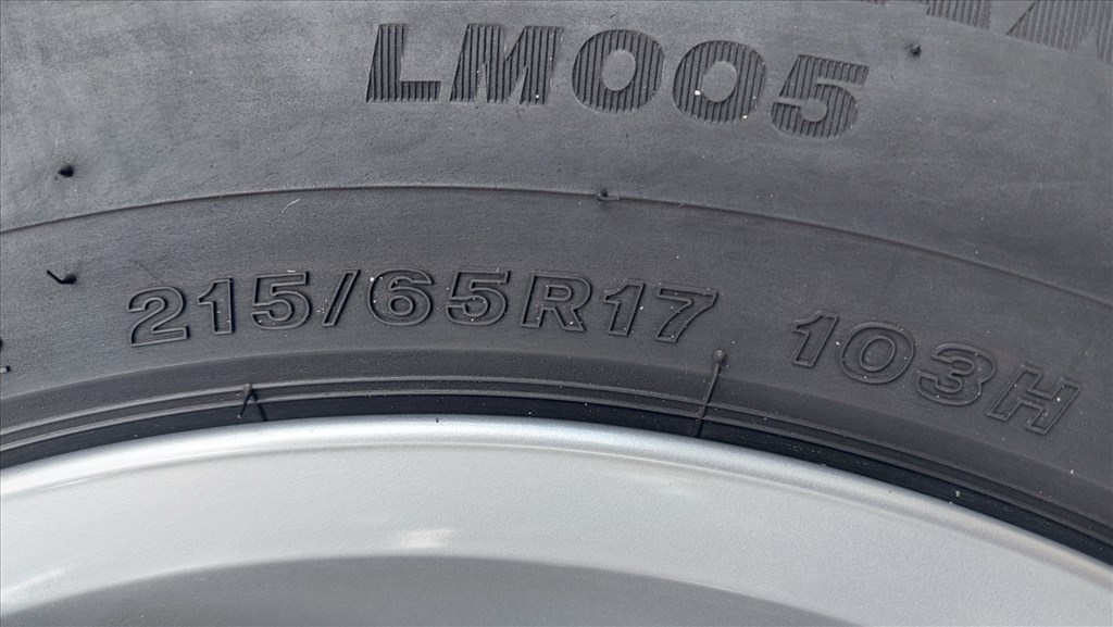 Gyári, VW Tiguan 17”/CORVARA/ alufelni, téli gumi,szenzor 10. kép