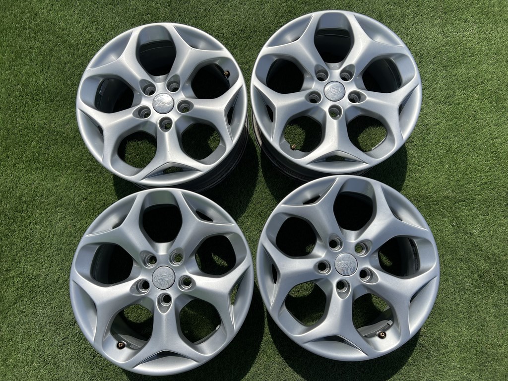 5x108 16" Ford Y gyári alufelni 7Jx16h2 ET50 1. kép