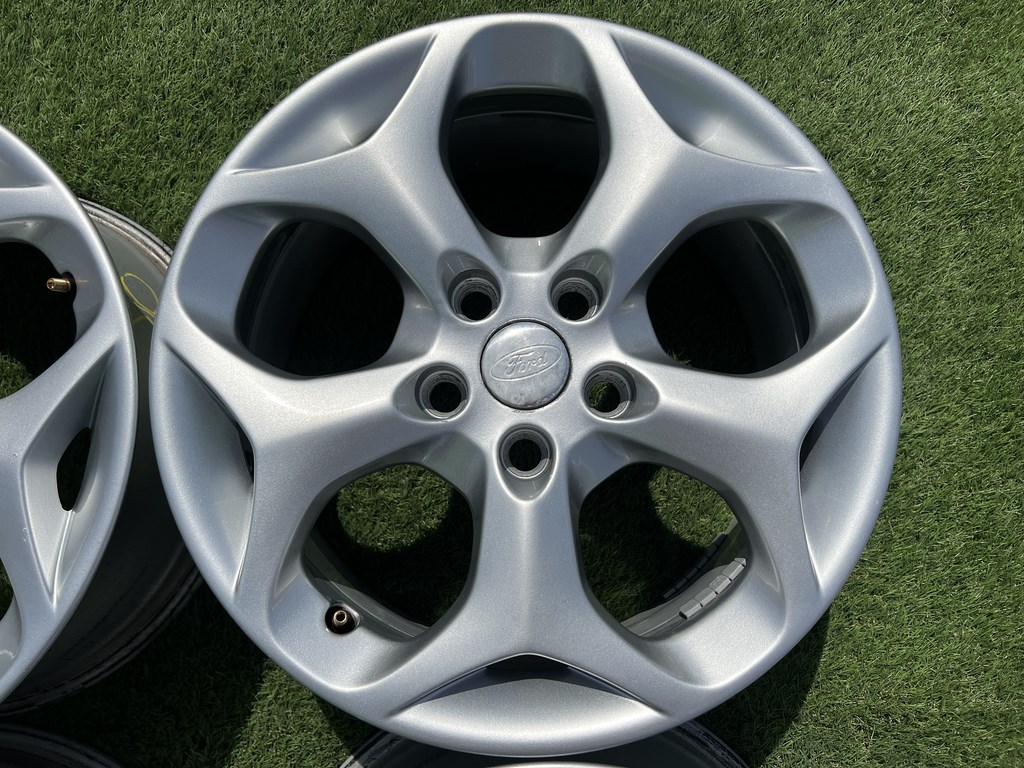 5x108 16" Ford Y gyári alufelni 7Jx16h2 ET50 4. kép