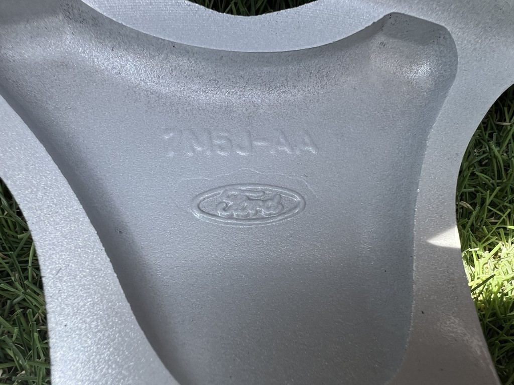 5x108 16" Ford Y gyári alufelni 7Jx16h2 ET50 7. kép