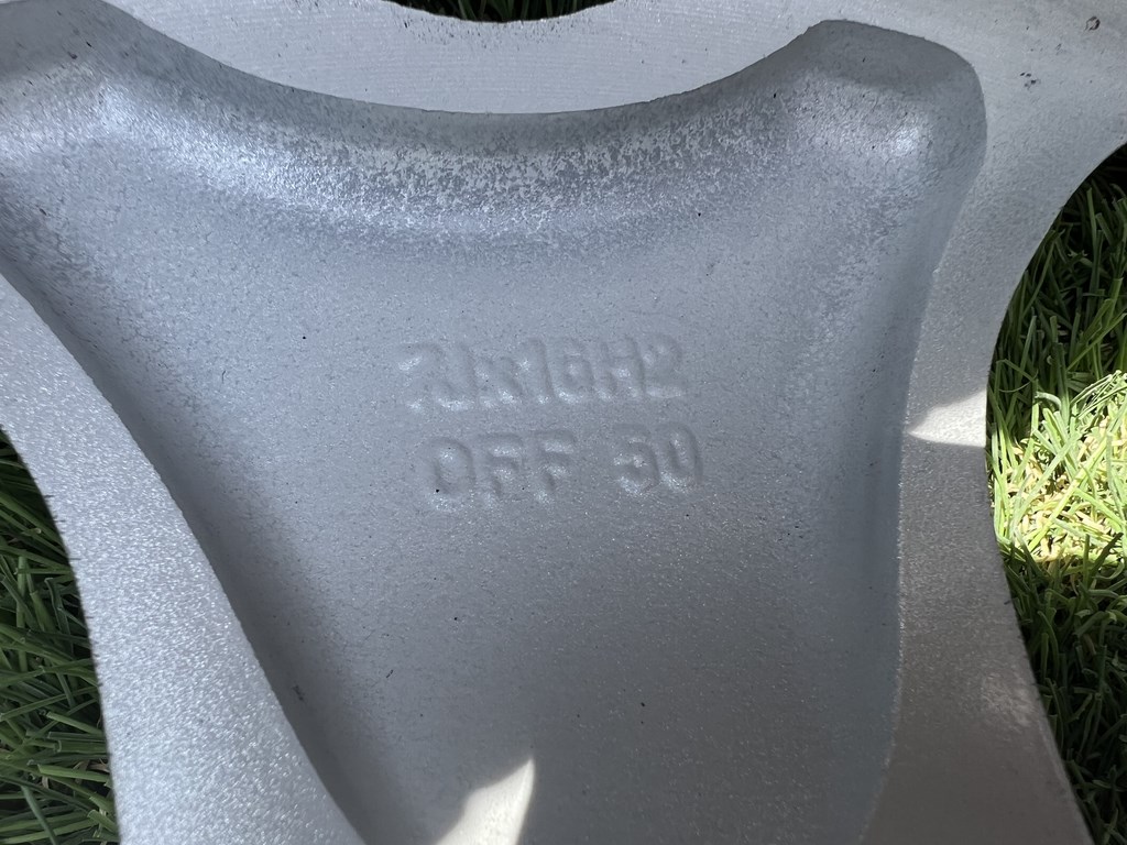 5x108 16" Ford Y gyári alufelni 7Jx16h2 ET50 8. kép