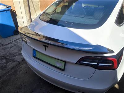 Eladó Tesla Model 3 spoiler (ÚJ)