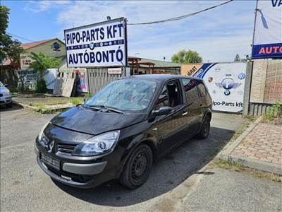 Renault Scénic II bontott alkatrészei