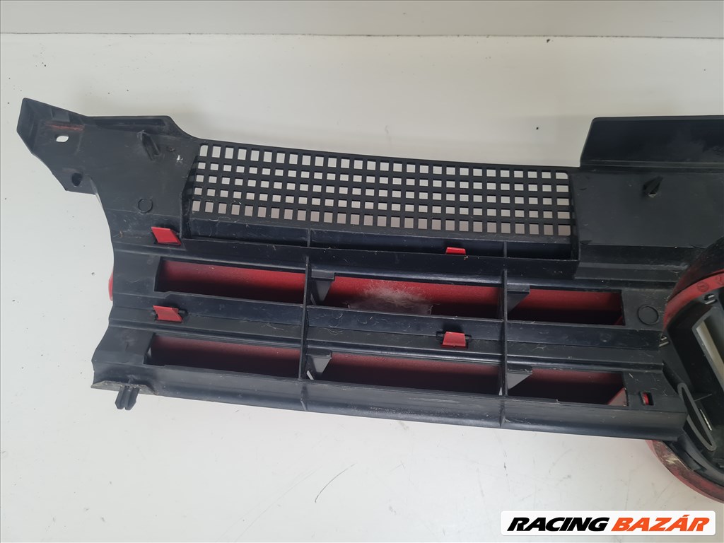 Volkswagen Golf IV hűtőrács LP3G (19845) 7. kép