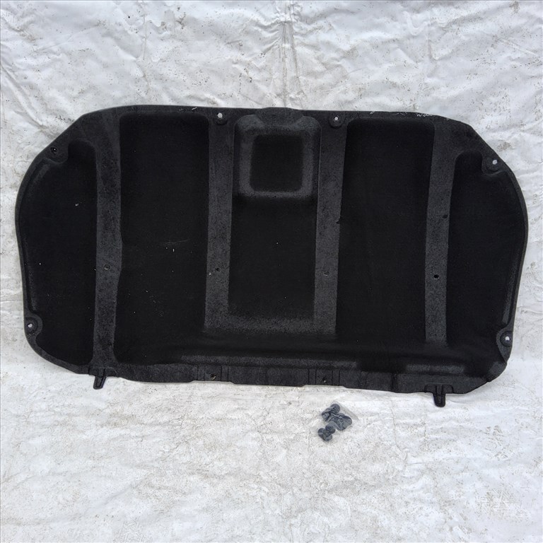 Toyota Hilux VIII  utángyártott új motorháztető szigetelés 533410K250 1. kép