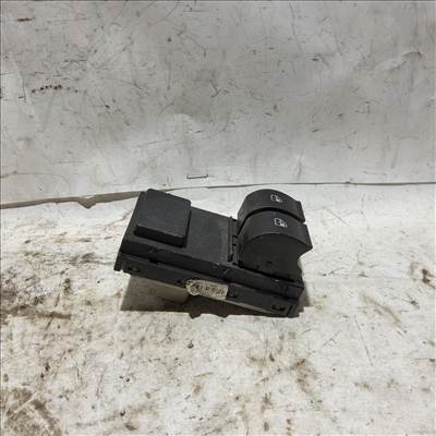 Fiat Grande Punto  2005-2009 bal első ablakemelő kapcsoló 735380444