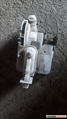 Volkswagen Polo Classic Bal első ajtózár szerkezet  1hm862153