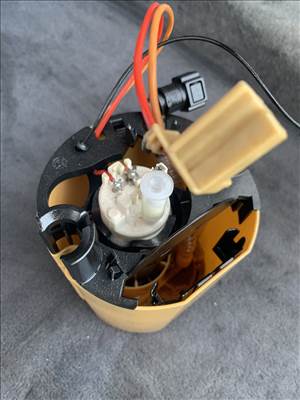 BMW 1-es sorozat, BMW 3-as sorozat, BMW X1, BMW X3 AC pumpa  16117190946