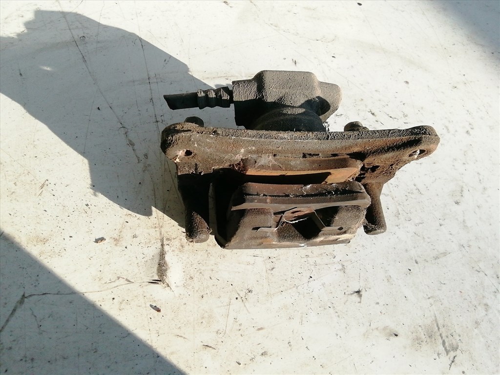 192426 Peugeot 4007 2007-2012 Jobb hátsó Féknyereg 2. kép