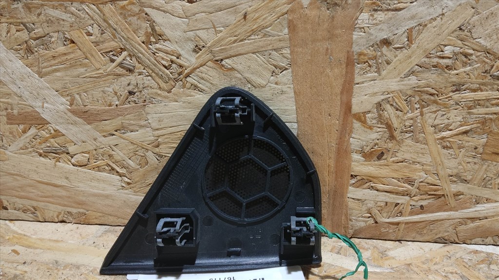 Alfa Romeo Giulietta jobb hátsó hangszóró takaró 2. kép