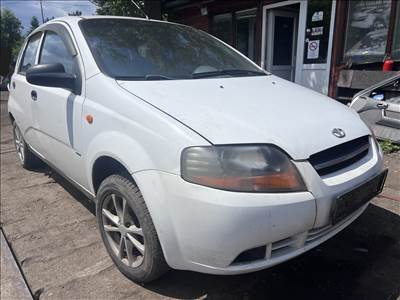 Daewoo Kalos 1.2i  bontott alkatrészei