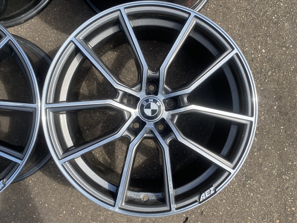 4db AEZ 18" BMW G20 - G30 alufelni. (3867) 2. kép