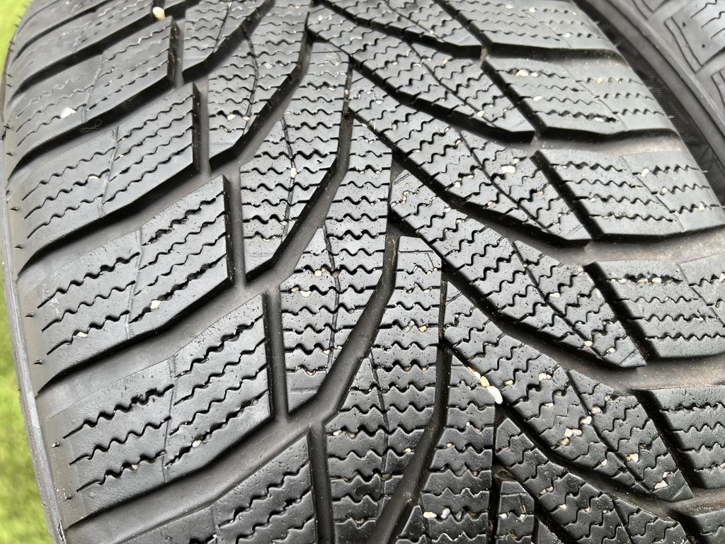 235/45 R18 Nexen Winguard Sport 2 téli gumi 7mm 2. kép