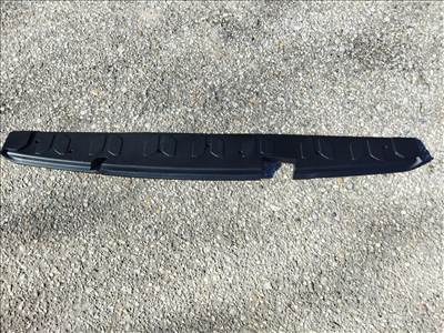 Fiat Doblo III.-IV. gyári új csomagtér küszöb műanyag kettényíló ajtós kivitelhez 735498551