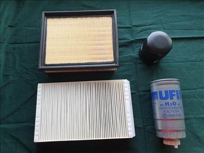 Fiat Multipla 1,9 Jtd  110Le Diesel gyári új szűrő szett 71765197