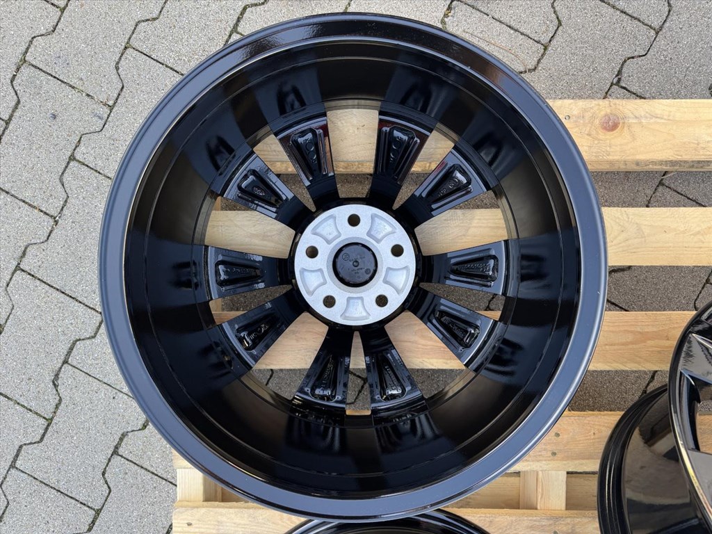 R17 5x112 Original Skoda SuperB 7.5J ET49 gyári alufelni felni 17" 5. kép