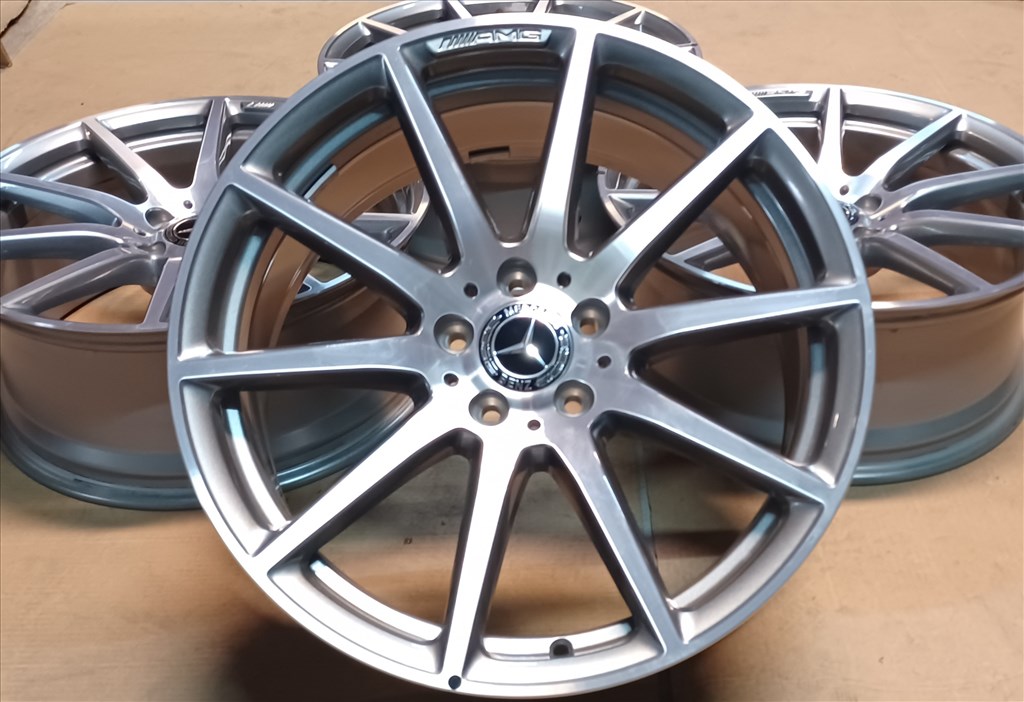 Új/demó Mercedes W253 GLC 63 AMG alufelnik 5x112 8x19 ET19 4db 1. kép