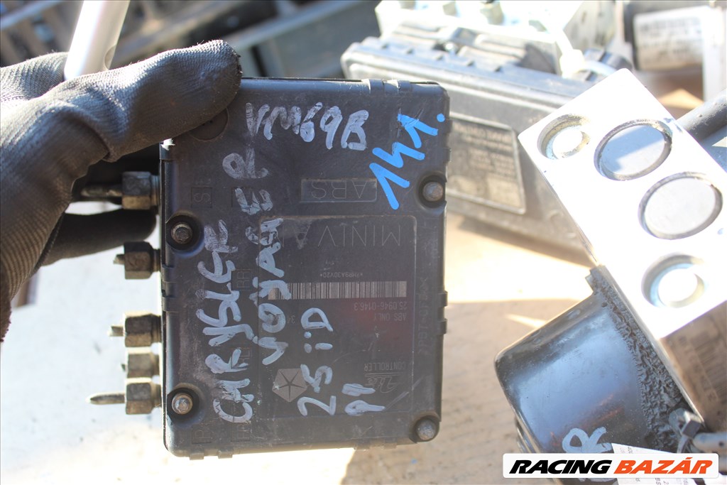 Chrysler Voyager 1998-2001 2.5TD ABS kocka (141) 25020404513 3. kép