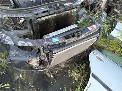 Audi A4 (B6/B7) Avf homlokfal 