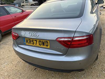 Audi A5 (B8 - 8T) B8 - 8T Coupe csomagtérajtó 