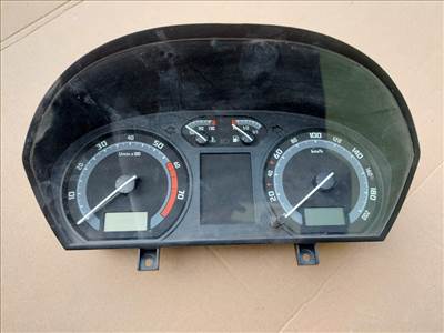 Skoda Fabia 1,2 óracsoport 6Y0920861M