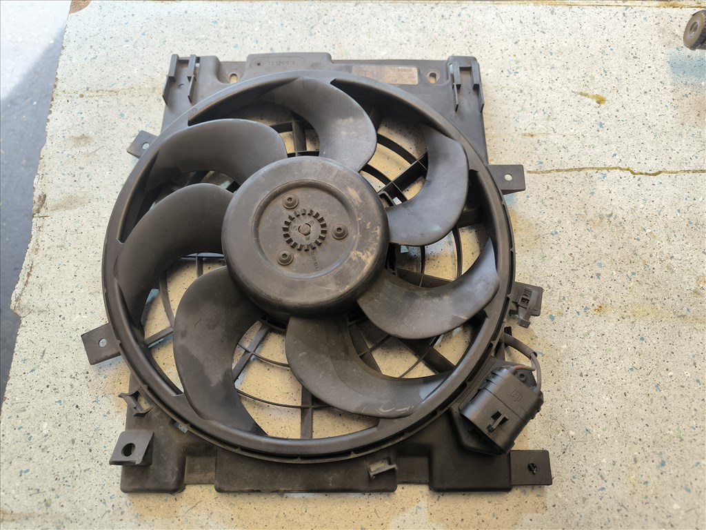 Opel astra h klímahűtő ventillátor  13132559 1. kép