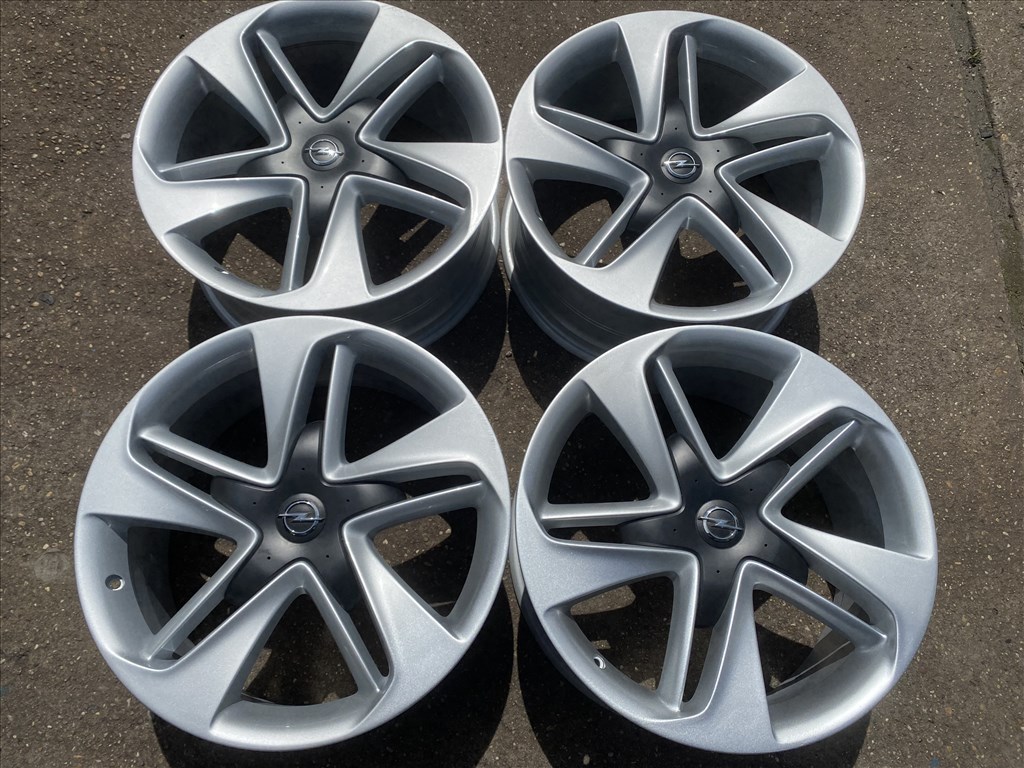 4db gyári 19" Opel Insignia B - Astra J - K alufelni. (3899) 1. kép