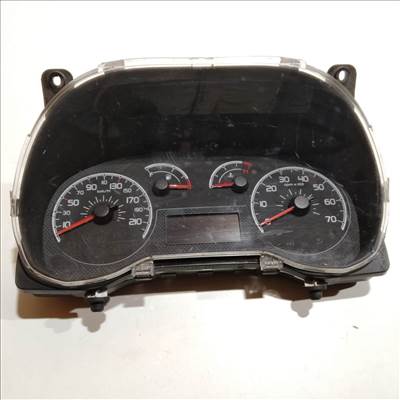 199456 Fiat Fiorino , Qubo 2007-2024 óracsoport (kilóméteróra) 136983408