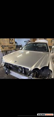 Mercedes CLK-osztály W209 motorháztető 