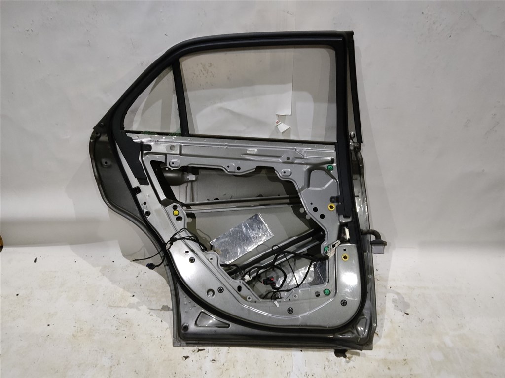 170997 Lancia Thema 2012-2014 grafit szürke színű bal hátsó ajtó 2. kép