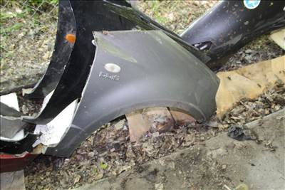 Suzuki SX4 jobb első sárvédő 