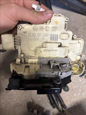 Volkswagen Passat B7, Volkswagen Passat B6 Bal első ajtózár 3c1837015a