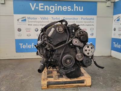 AUDI CDN bontott motor 