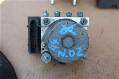 Opel Corsa C 2000-2006  ABS kocka (44) 13182320