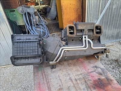 Eladó Mercedes-Benz W210 E290 klímás fűtésbox W 210 fűtés box