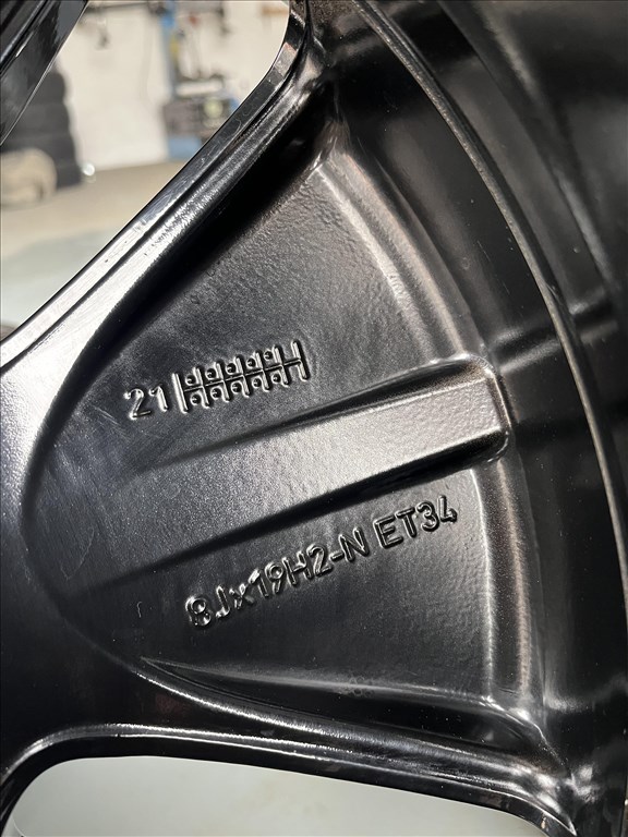 19” 5x112 Mercedes EQC / GLC alufelni szett nyárigumikkal + TPMS! 5. kép