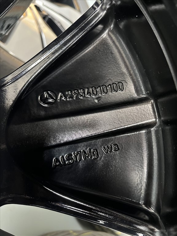 19” 5x112 Mercedes EQC / GLC alufelni szett nyárigumikkal + TPMS! 6. kép