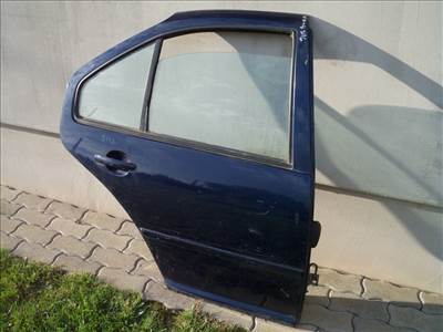 Volkswagen Bora 4 ajtós jobb hátsó ajtó
