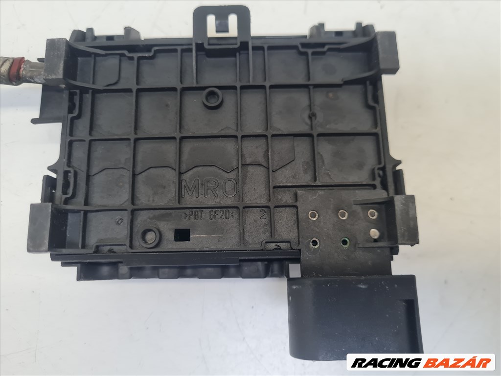 Volkswagen Golf IV biztosítéktábla motortér (19895) 1j0937550ab 6. kép