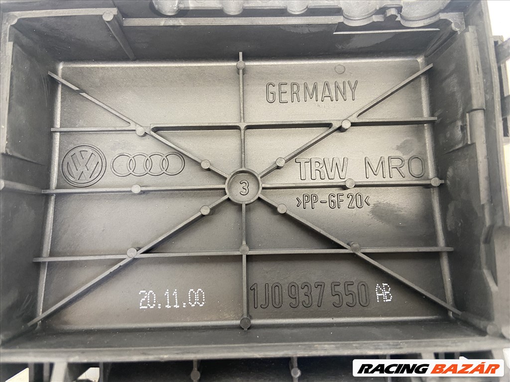 Volkswagen Golf IV biztosítéktábla motortér (19895) 1j0937550ab 10. kép