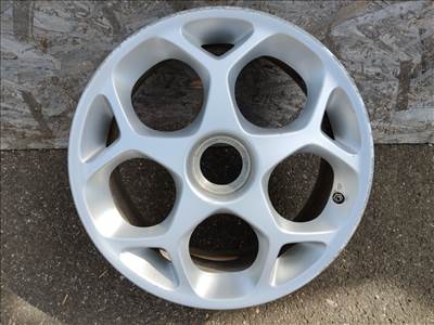 184574 Alfa Romeo 147, 156, Gt 17"-os alufelni (1db) a képen látható állapotban 50900615