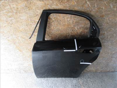 28158 Alfa Romeo 159 sedan, fekete színű,bal hátsó ajtó a képen látható sérüléssel 50510503