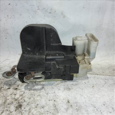 Alfa Romeo 147 jobb első ajtó zárszerkezet 46800415