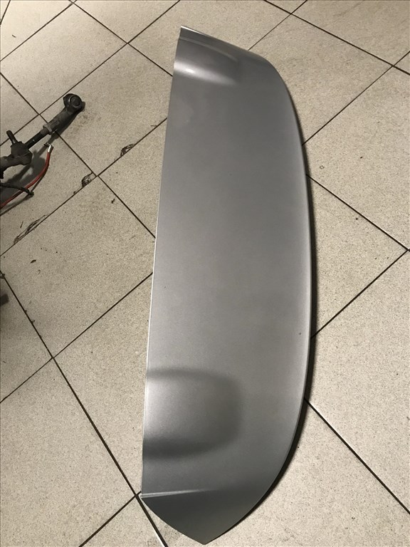 Volkswagen Scirocco III hátsó szárny  1k8827933e 1. kép