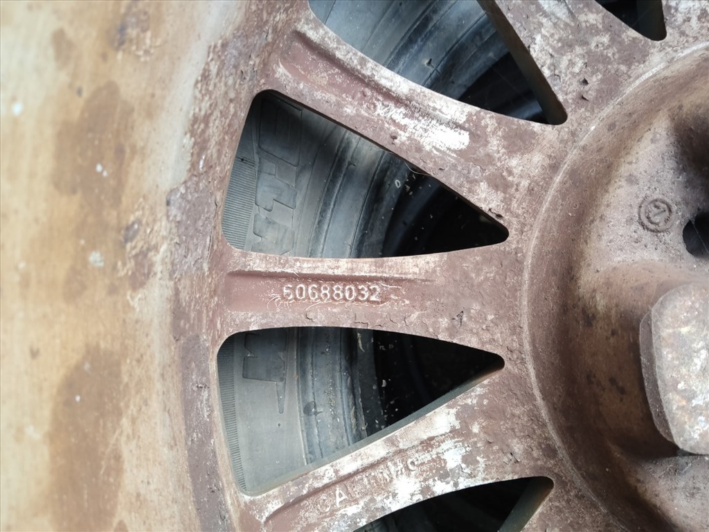 186467 Alfa Romeo 147 , 156 , Gt 7x16"-os 5x98 ET 35 alufelni (1db), a képeken látható állapotban!!!!!!! 60688032 2. kép