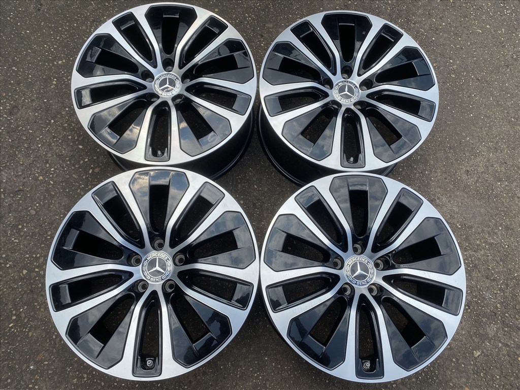 4db gyári 18" Mercedes-Benz GLC alufelni. (3883) 1. kép