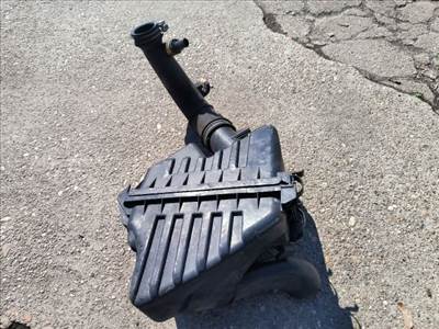 Toyota Yaris (XP10) levegőszűrőház 