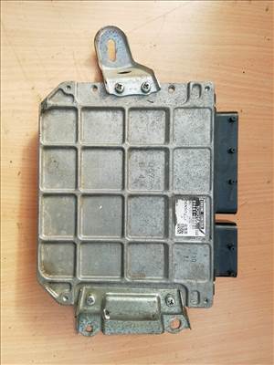 158524 Toyota Yaris II. 2006-2011 1,3 benzin Motorvezérlő MB275300-4332 , 89661-ODB00