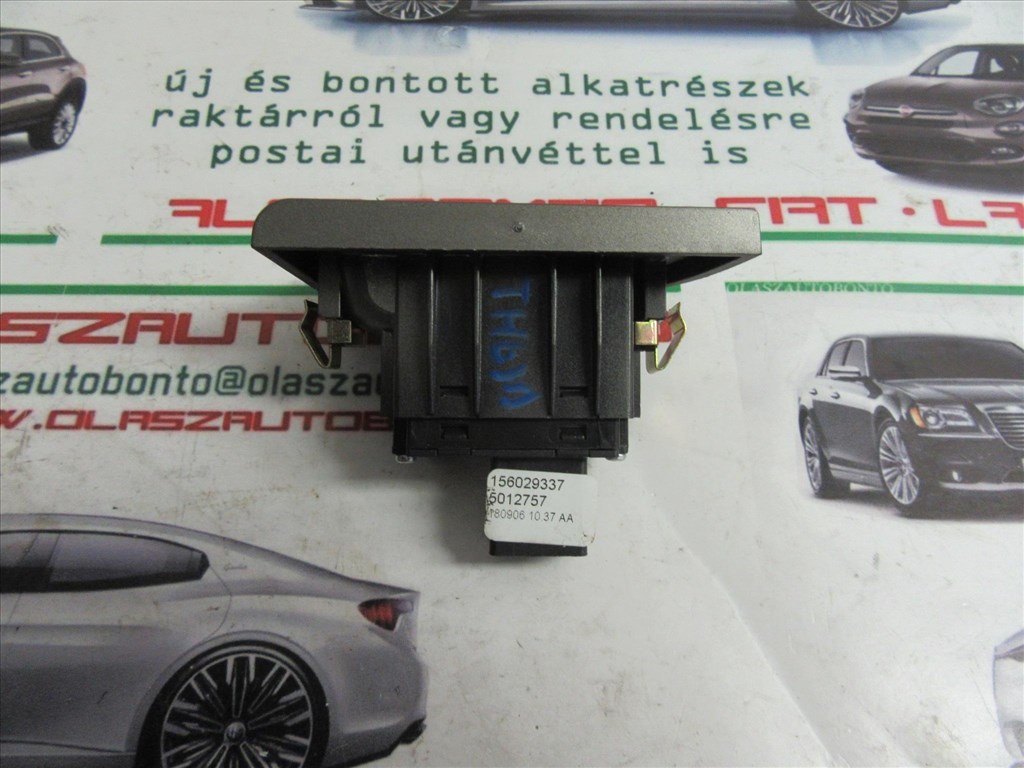 Lancia Thesis 156029337 számú, bal hátsó ablakemelő kapcsoló 2. kép